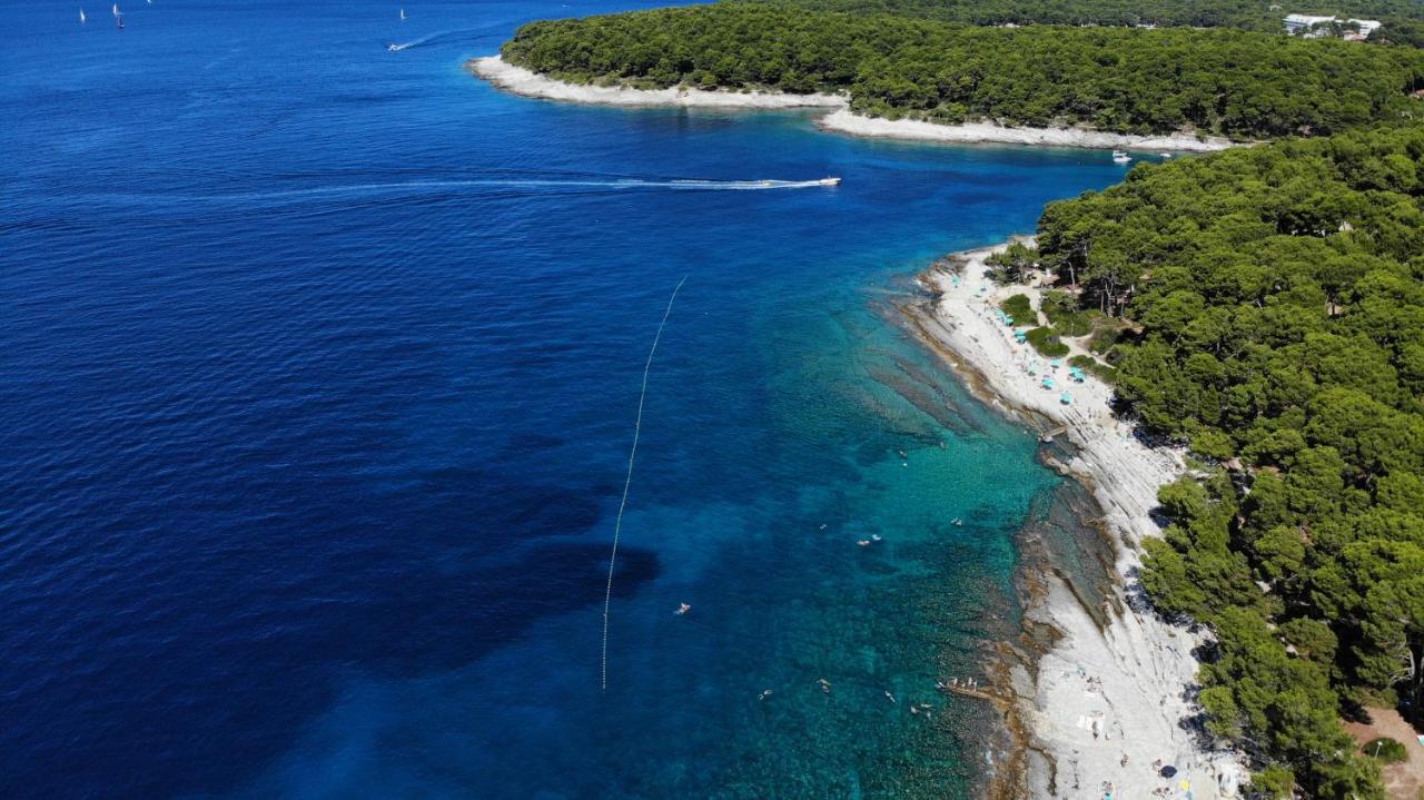 Apartmani Loreta Mali Lošinj Exteriör bild