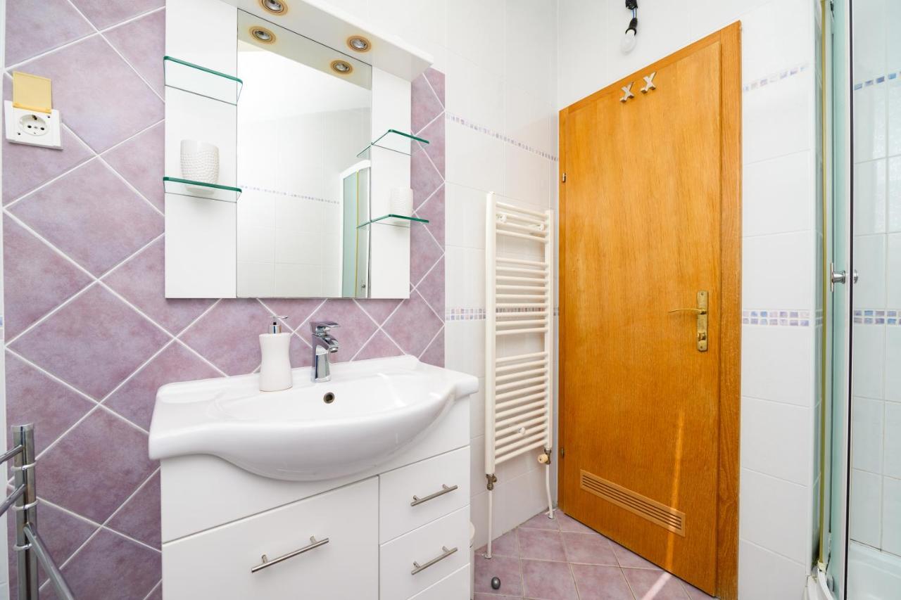 Apartmani Loreta Mali Lošinj Exteriör bild